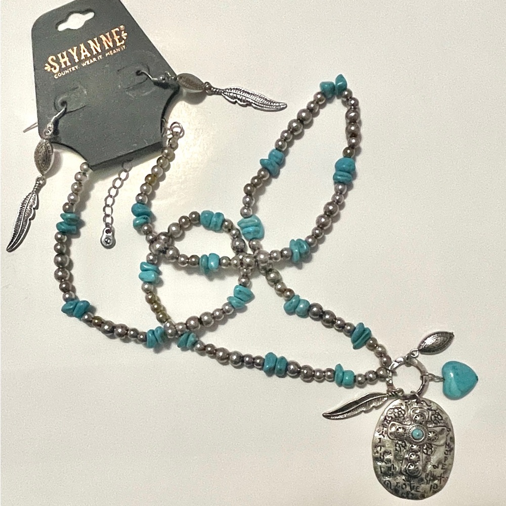 NWT Shyanne Southwest-Inspired Necklace & Earring Set